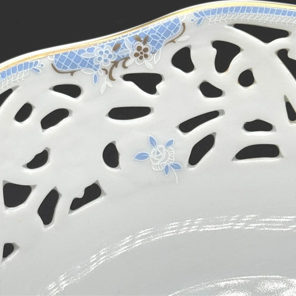 Oscar de la Renta Bouquet Blue Reticulated Serving Bowl West Germany Cottagecore